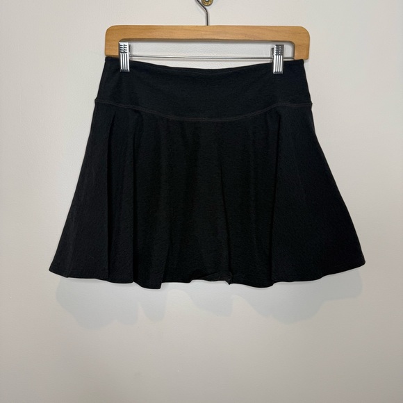 Beyond Yoga Heather Charcoal Black Skort Size M - Picture 3 of 7